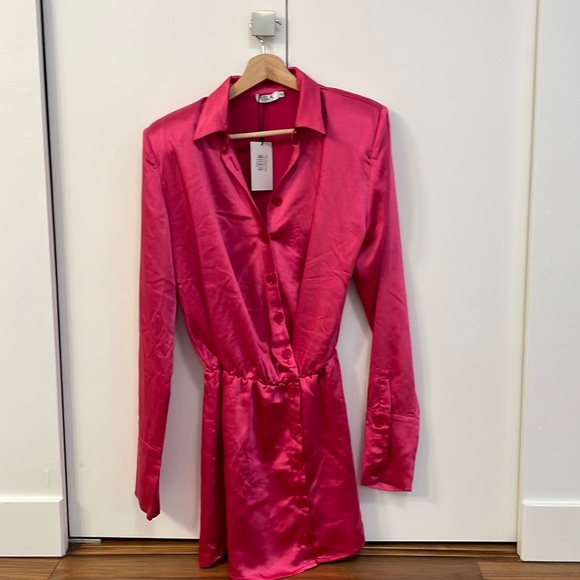 dress - Picture 3 of 9